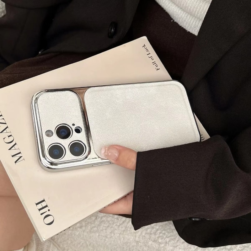 Sewing Cloth - เคสโทรศัพท์ผ้าเดนิมสไตล์คาวบอย ขอบชุบ สำหรับ iPhone 16 15